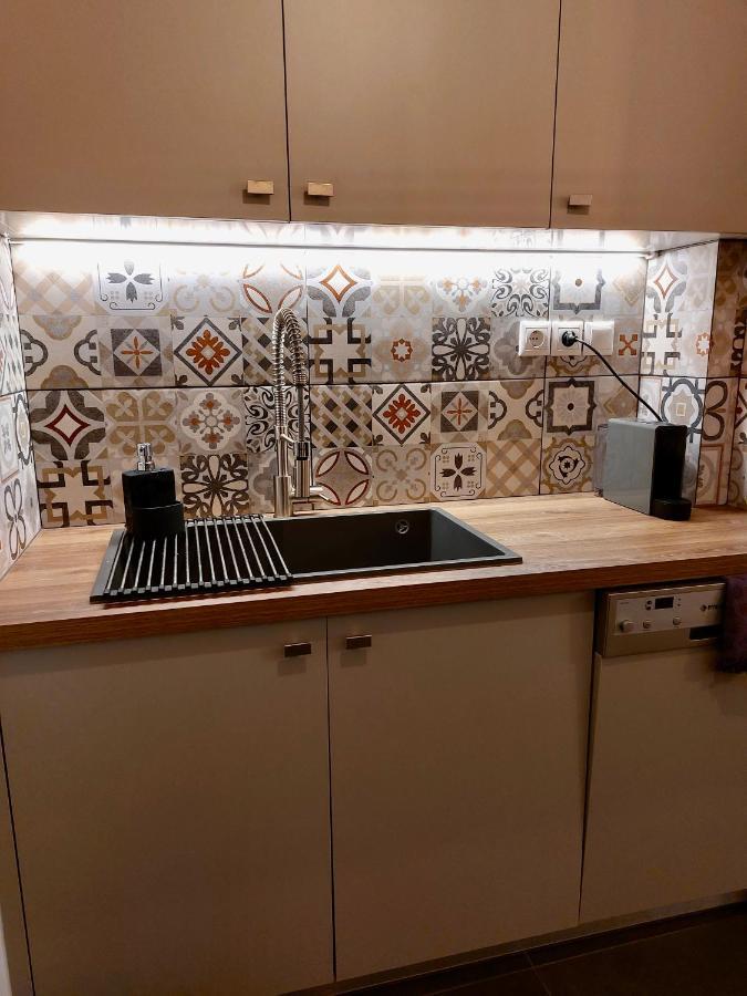 Christina-Anna Athens City Center Walking Distance To Everywhere And Acropolis, In One Of The Most Favorable Locations By National Gardens And Zoo, Hellenic Parliament In Syntagma And Stylish Exquisite Kolonaki Cozy Renovated Apartment Kültér fotó