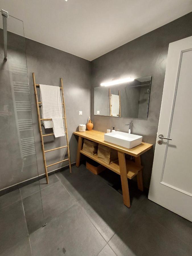 Christina-Anna Athens City Center Walking Distance To Everywhere And Acropolis, In One Of The Most Favorable Locations By National Gardens And Zoo, Hellenic Parliament In Syntagma And Stylish Exquisite Kolonaki Cozy Renovated Apartment Kültér fotó